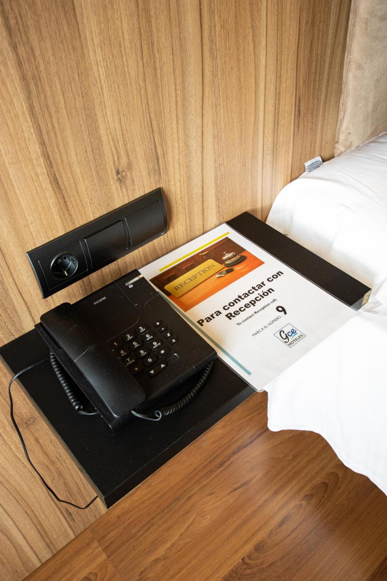 Gce Hoteles Málaga Extérieur photo