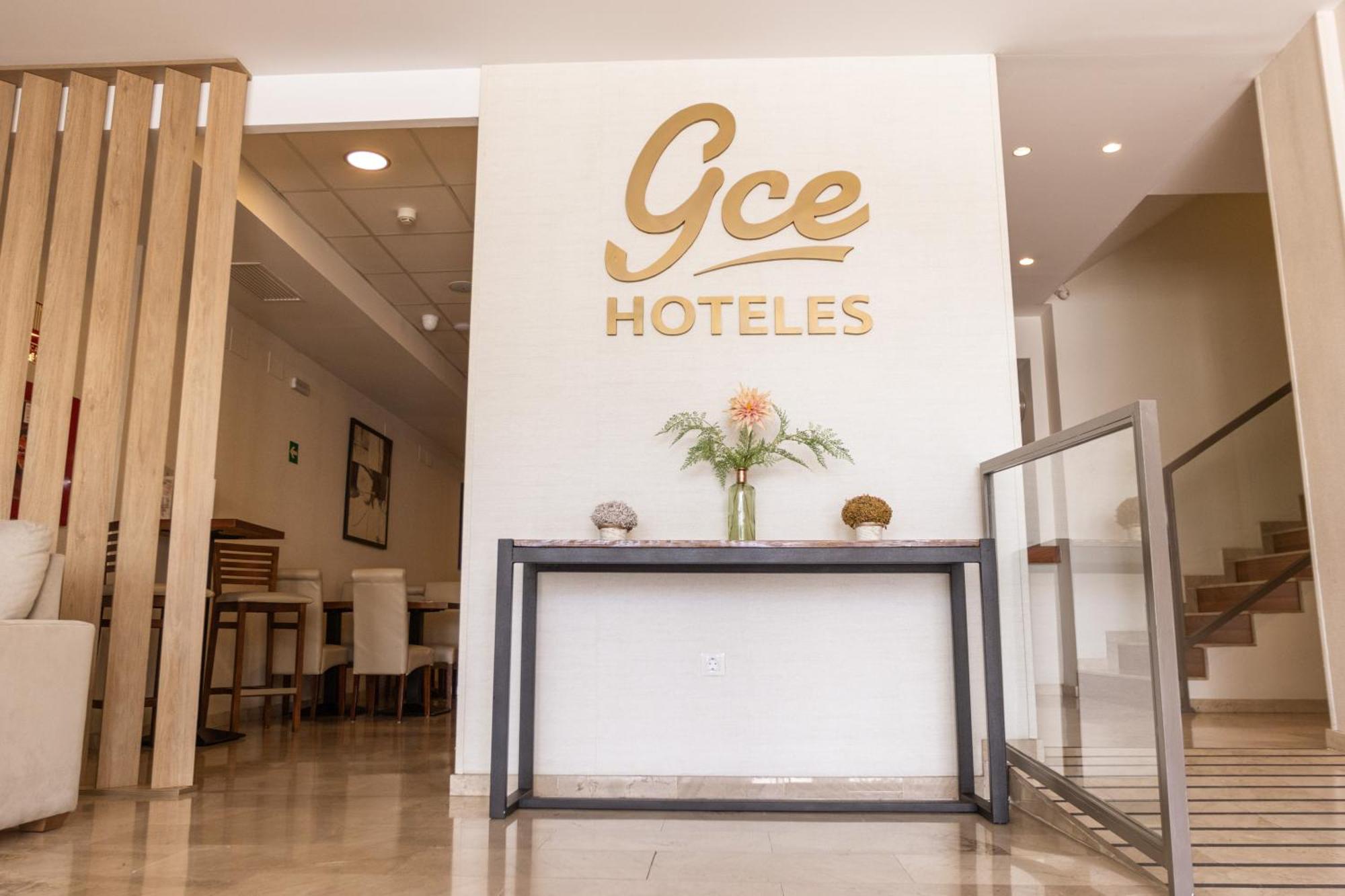 Gce Hoteles Málaga Extérieur photo